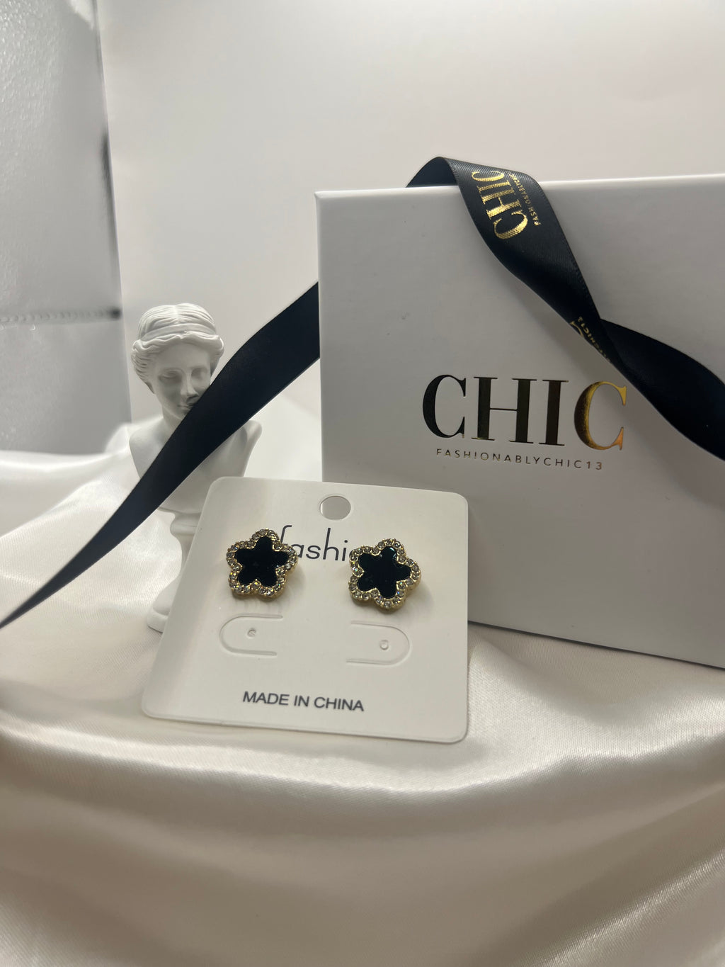 Clover Glitter Earrings