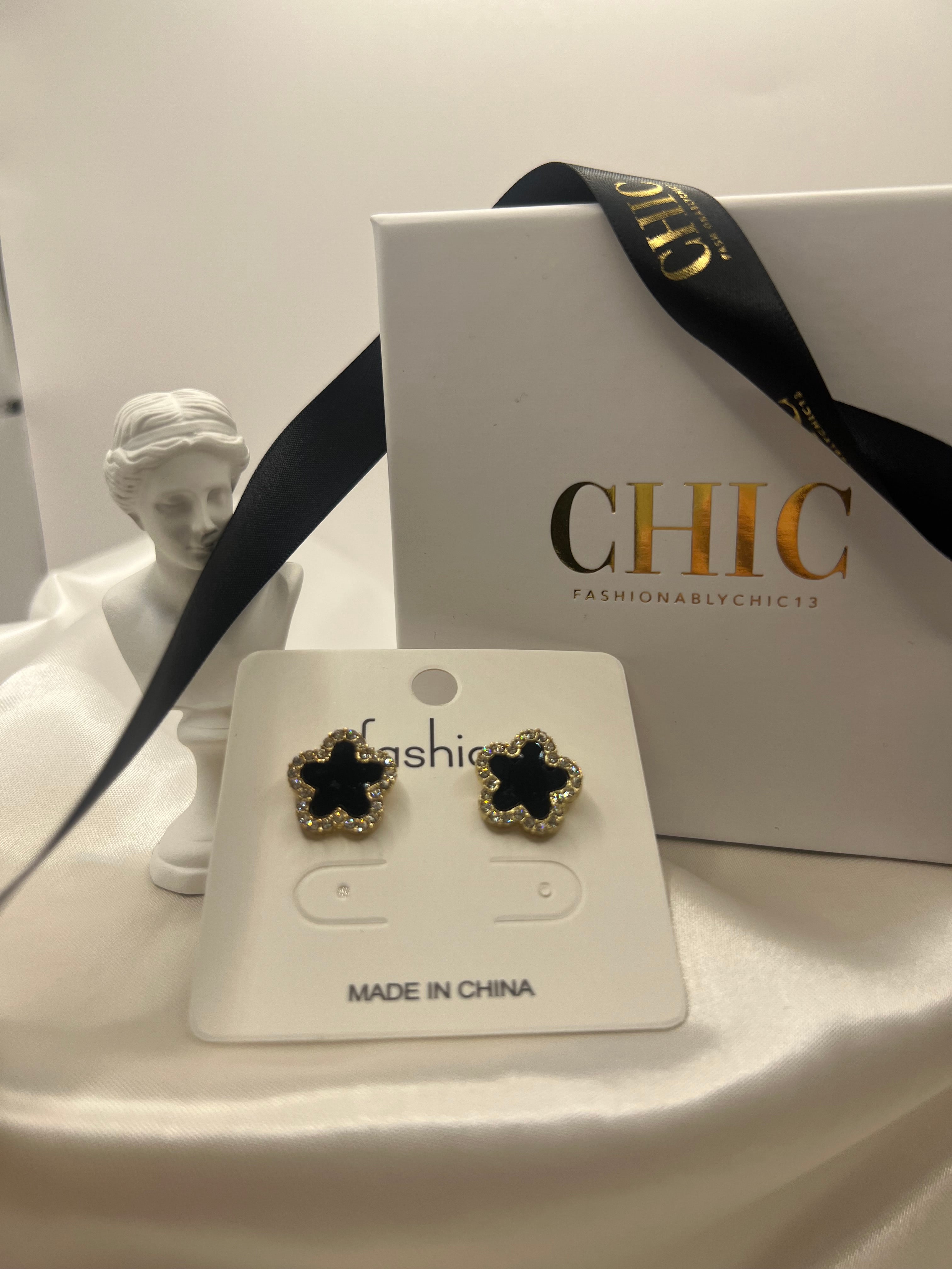 Clover Glitter Earrings