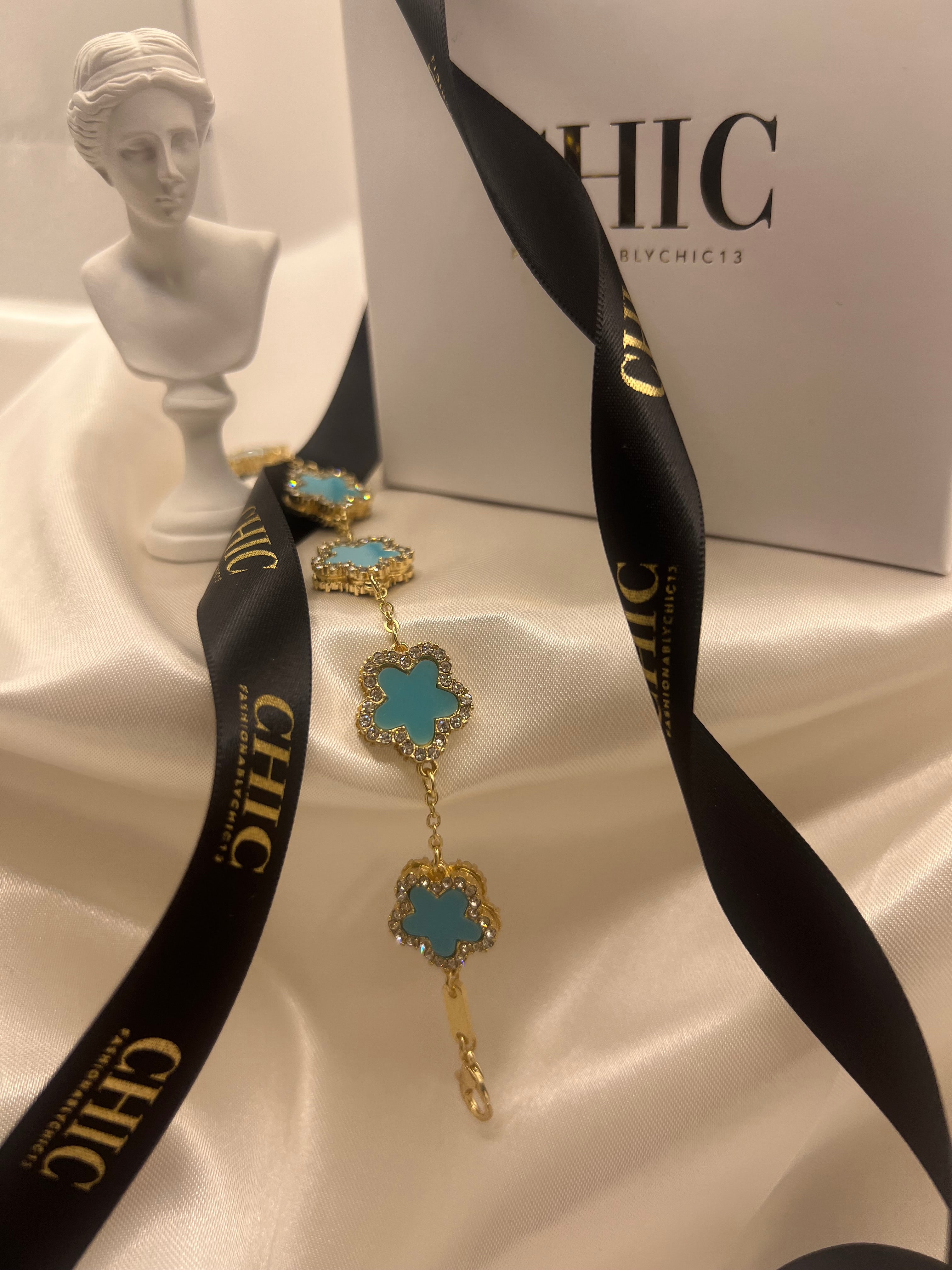 Blue Glitter Clover Bracelet