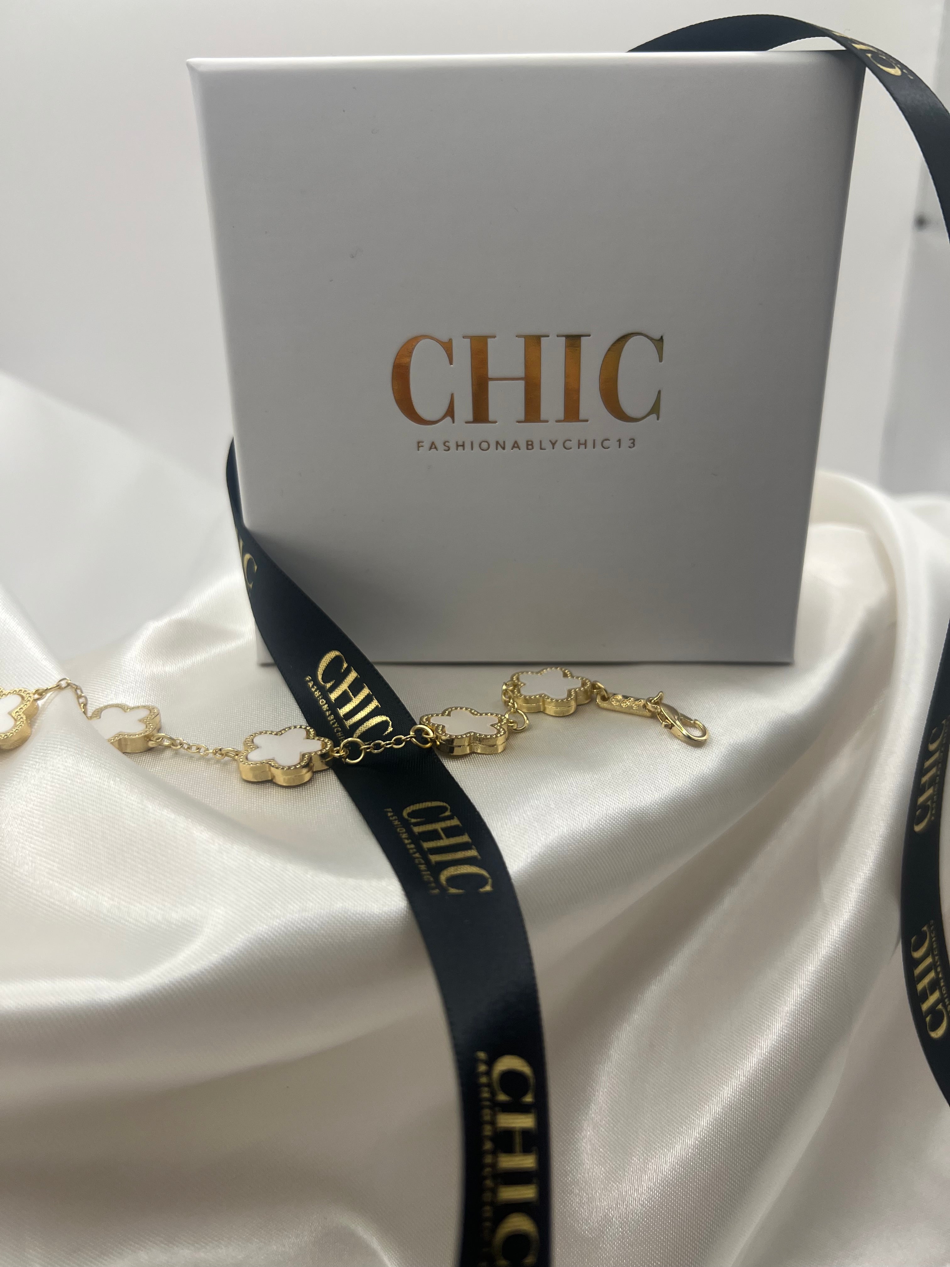 Clover Bracelet Gold