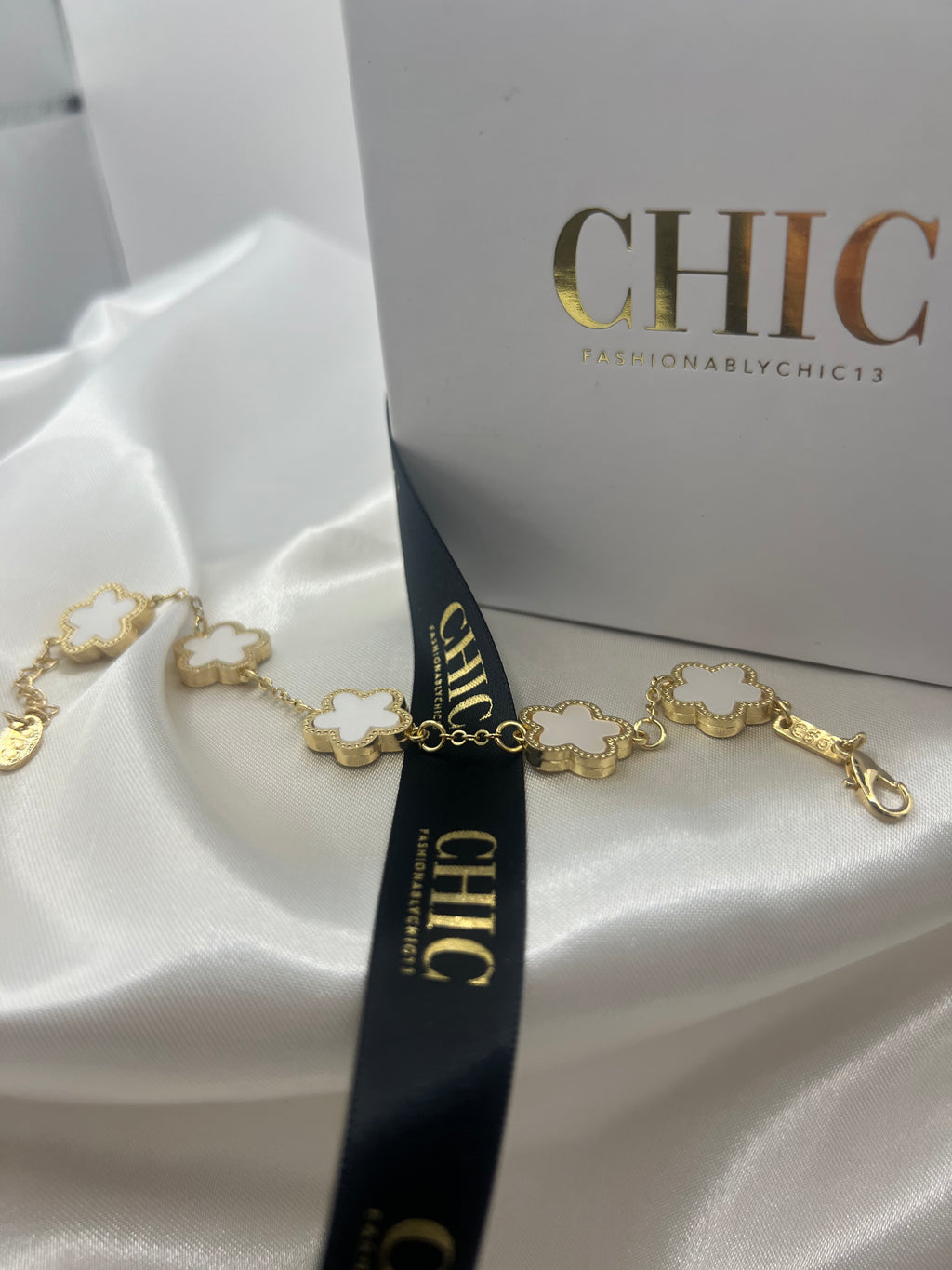 Clover Bracelet Gold