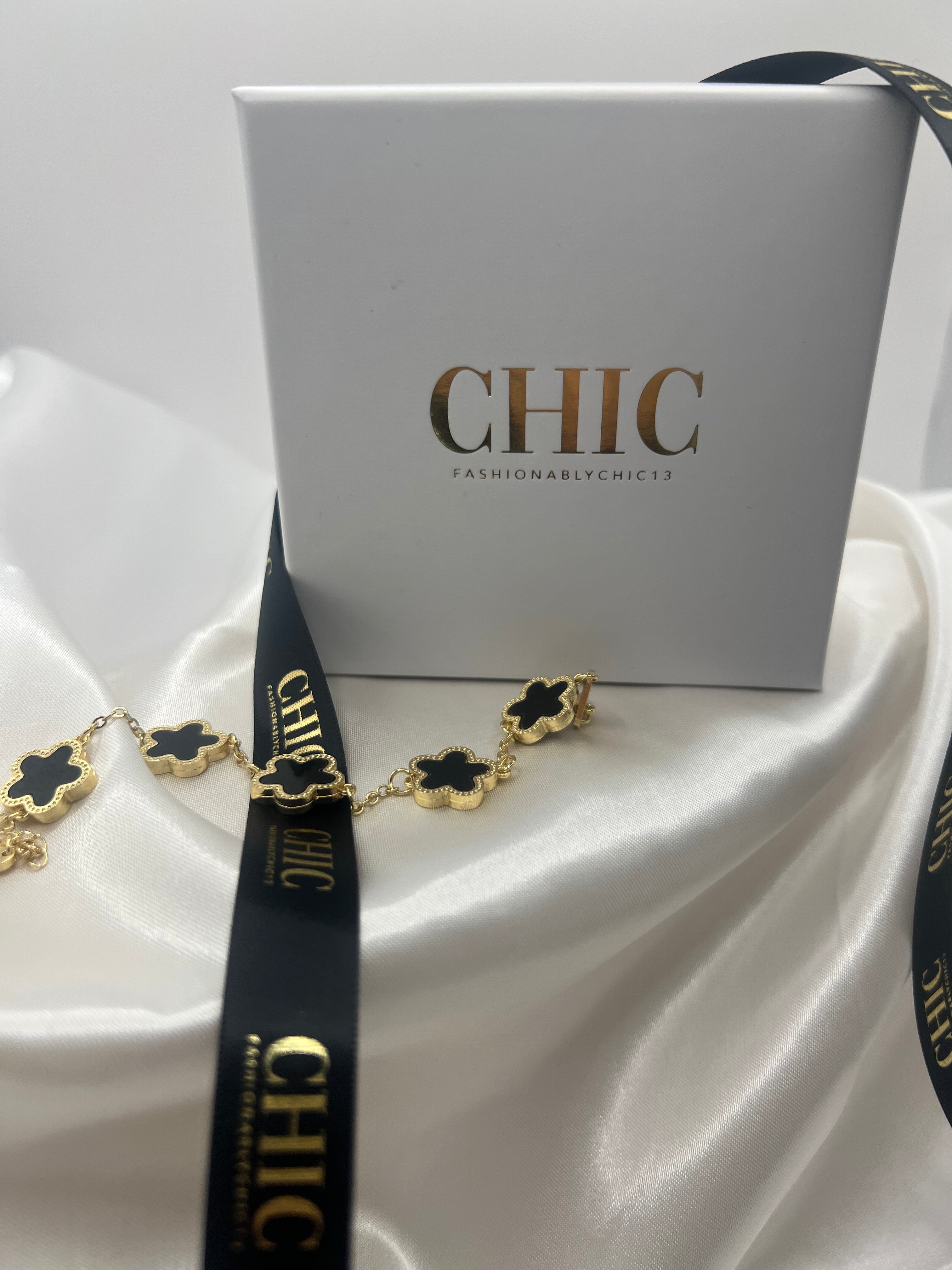Clover Bracelet Gold