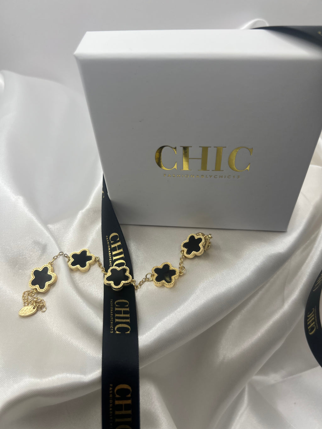 Clover Bracelet Gold