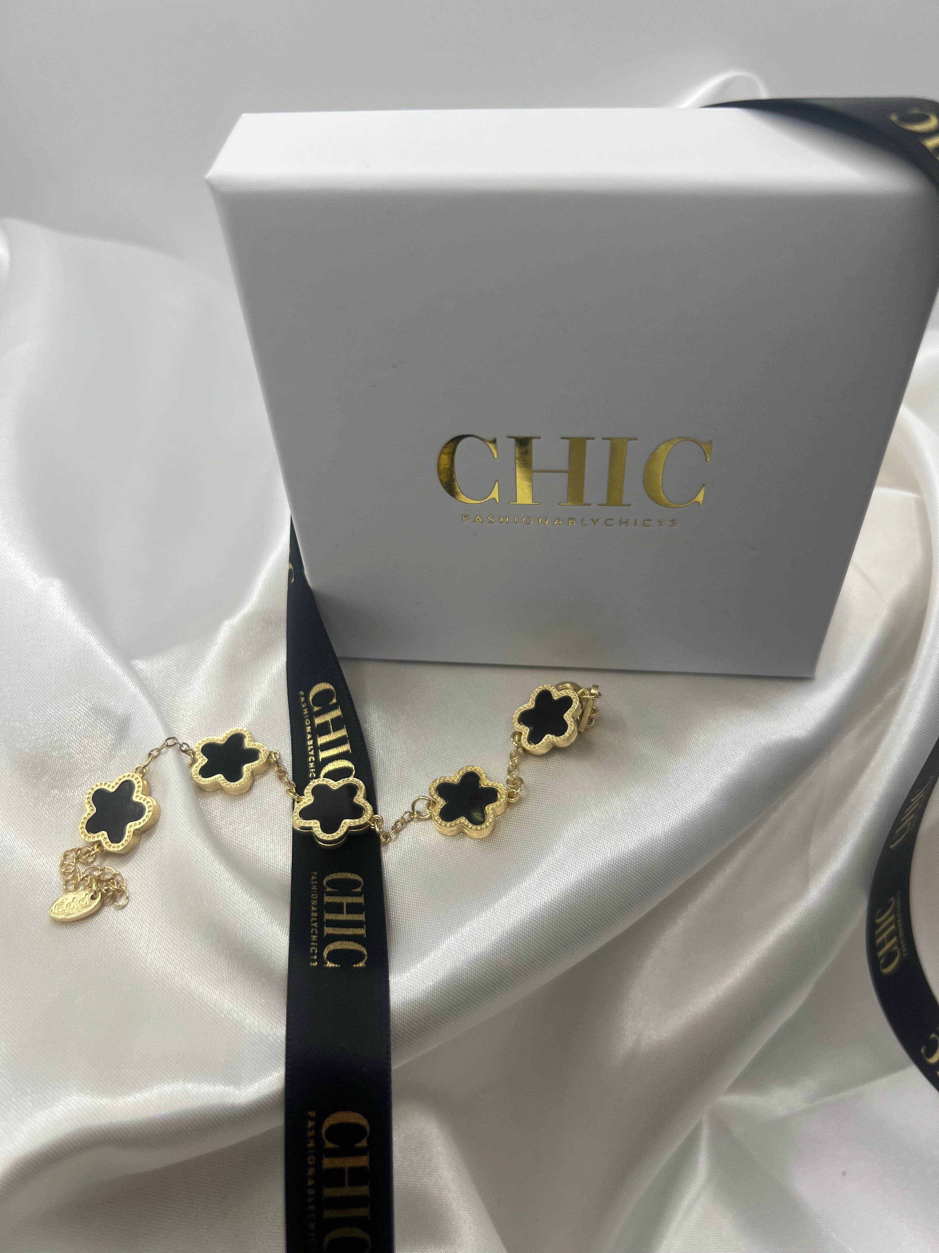Clover Bracelet Gold