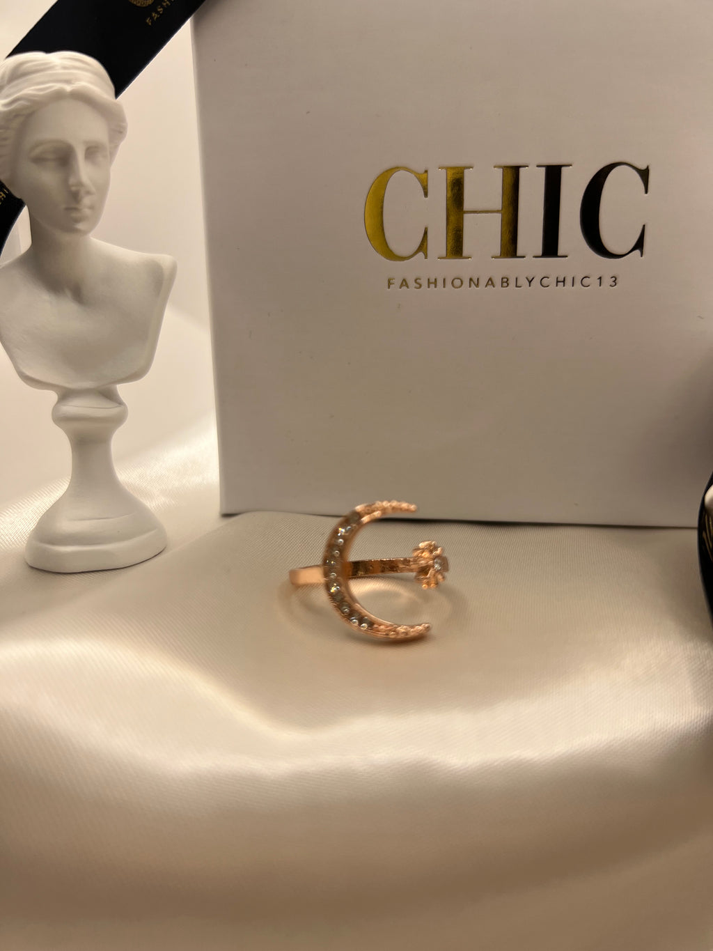 Moon Gold Glitter Ring