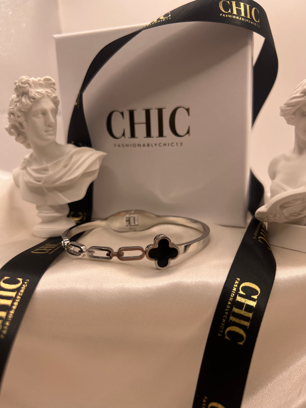 Sliver Chain Bangle