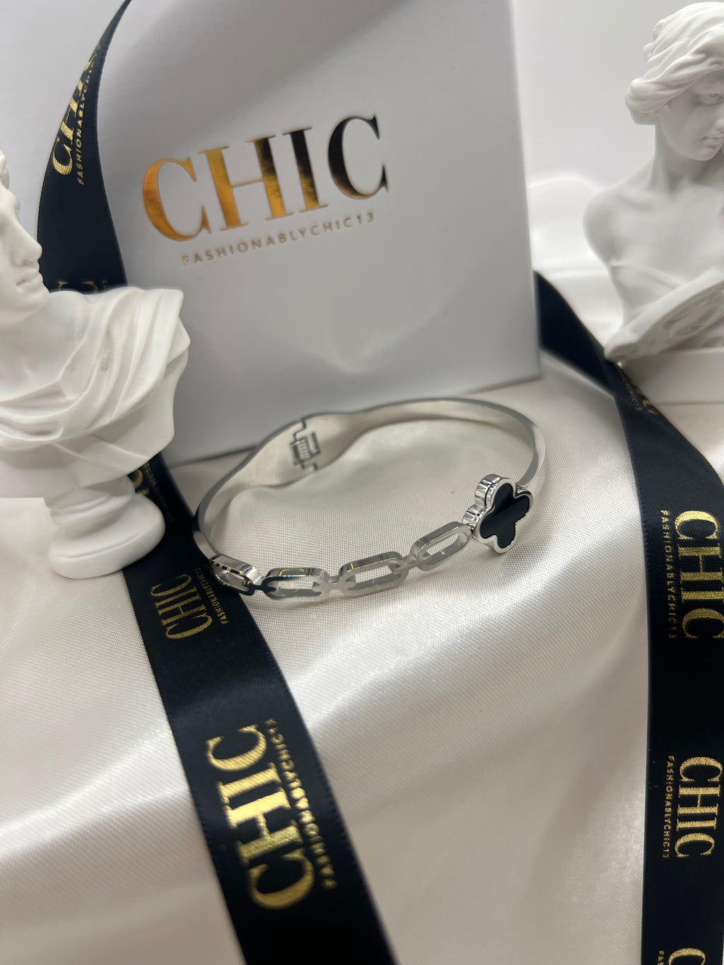 Sliver Chain Bangle