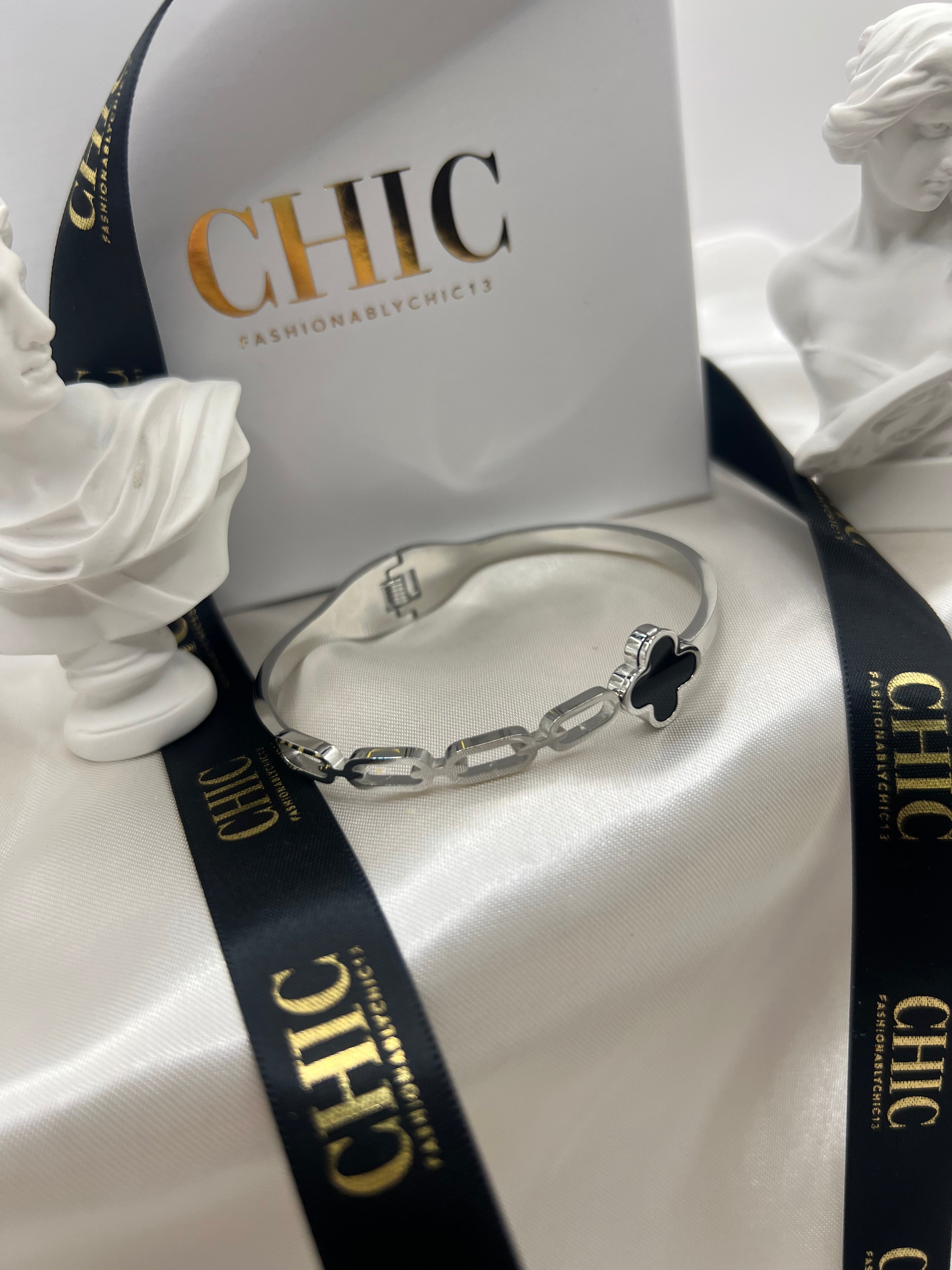 Sliver Chain Bangle