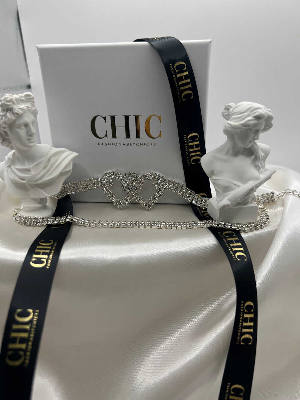Double Heart Glitter Chocker Necklace