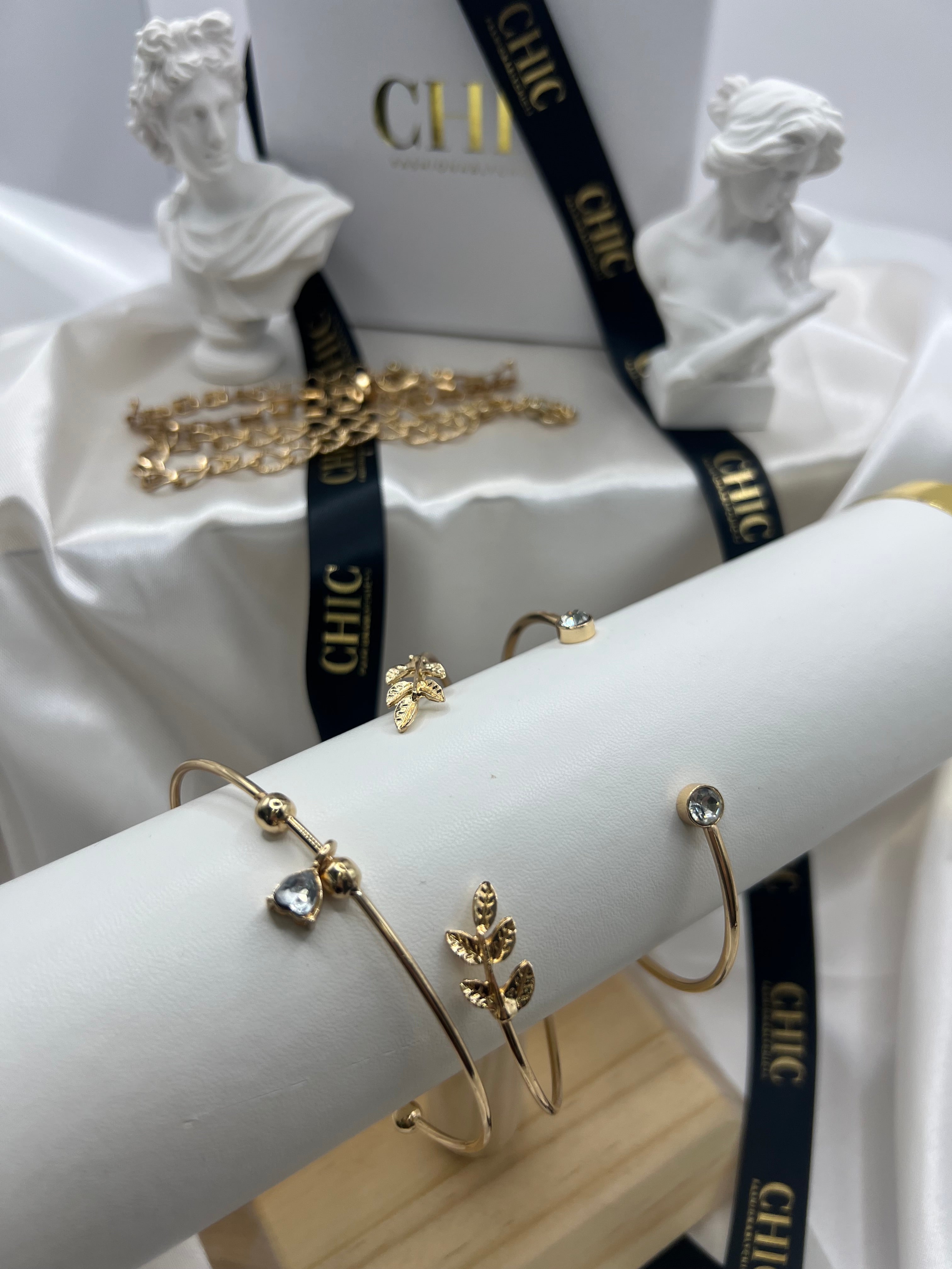Gold Design Bangle