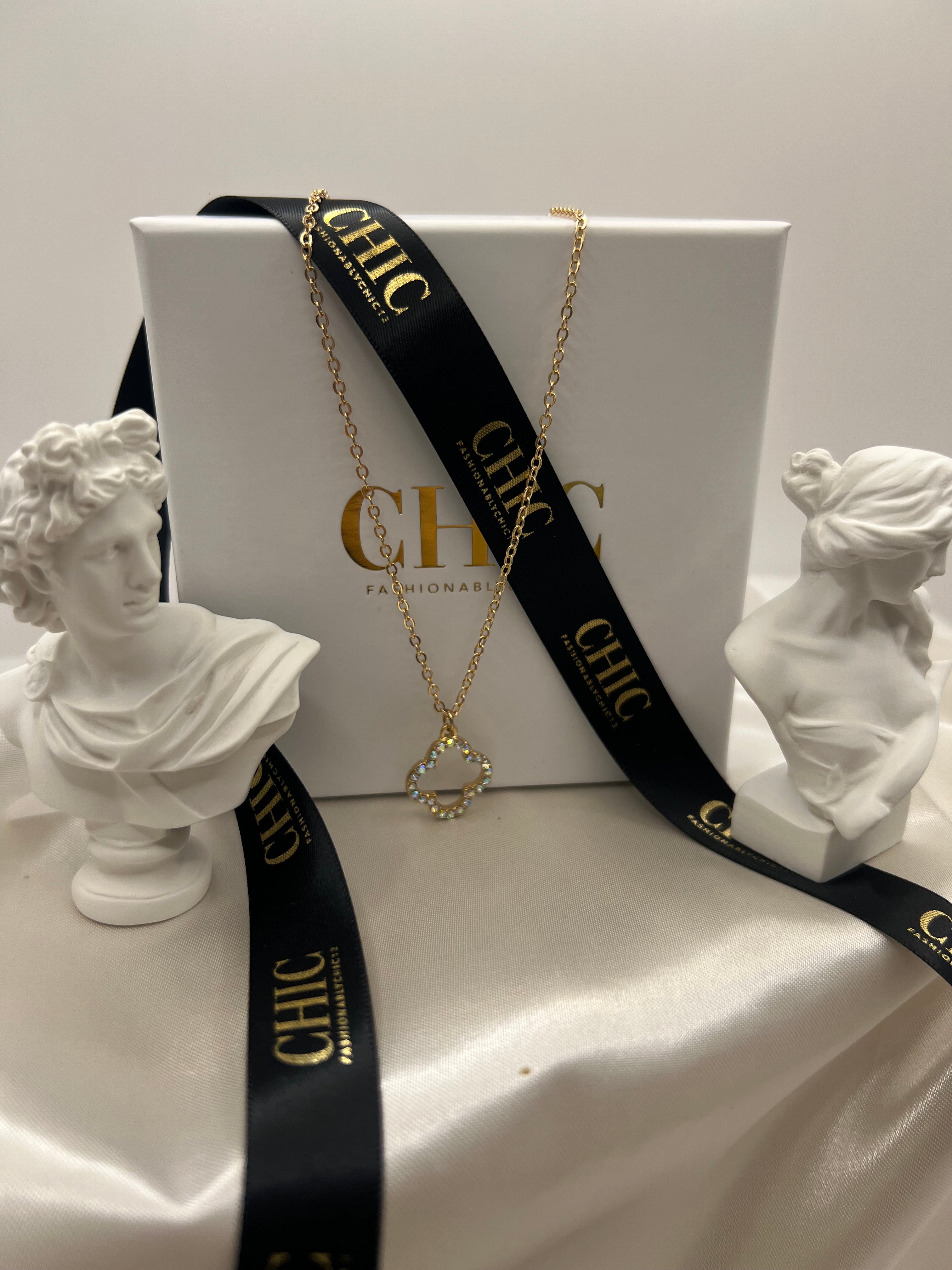 Gold and Glitter No Fill Necklace