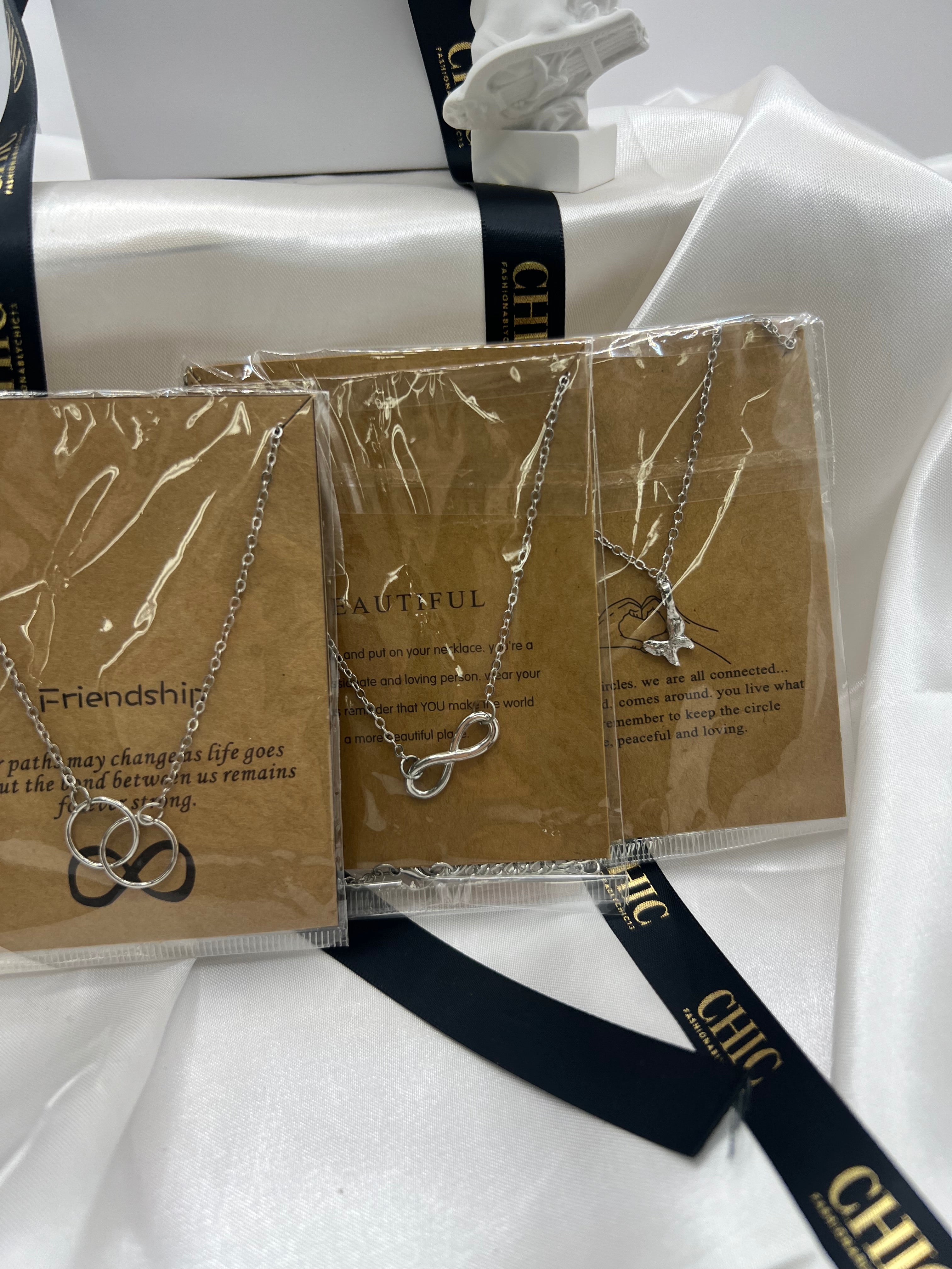 Sliver Necklace Set