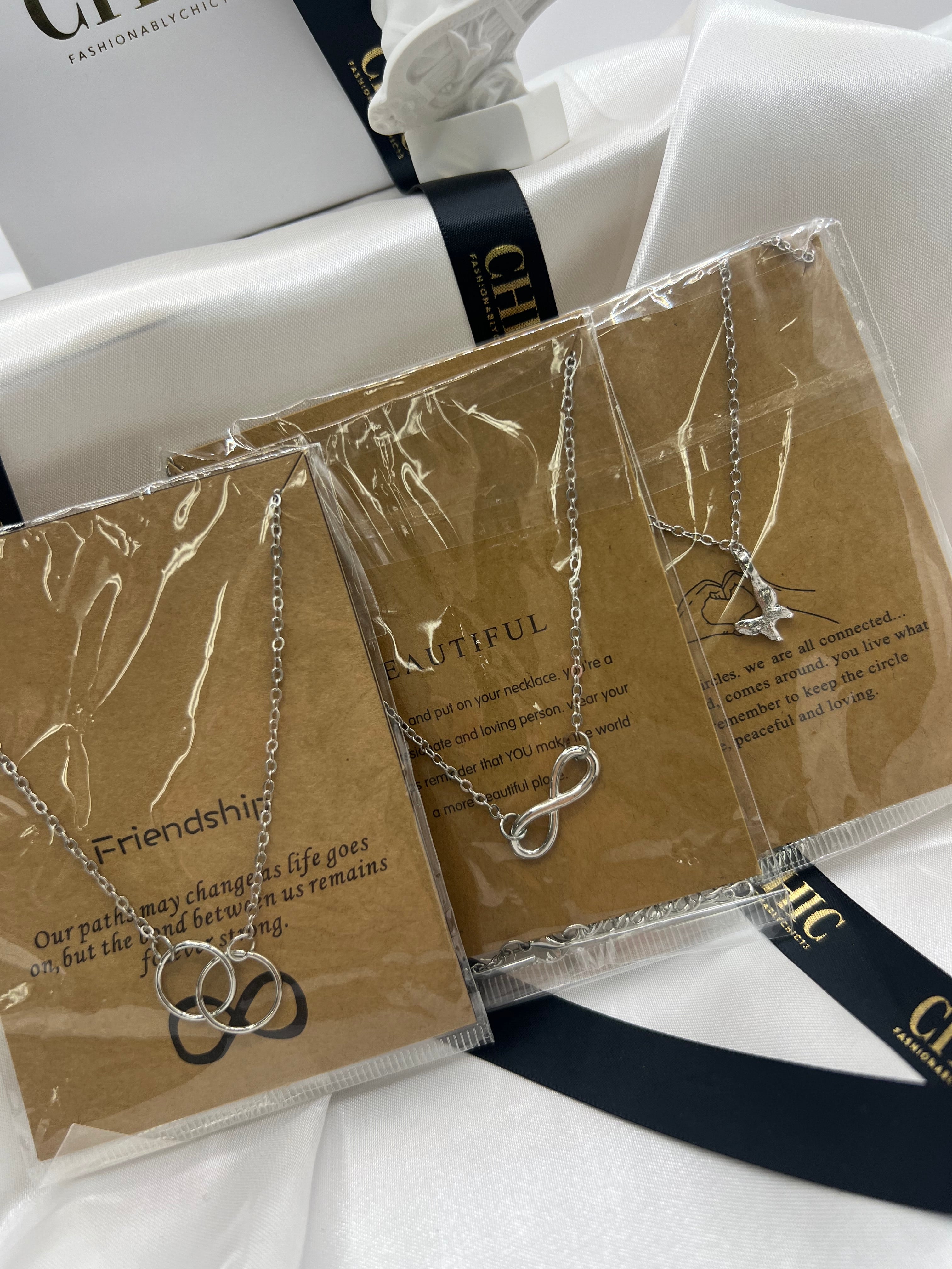 Sliver Necklace Set