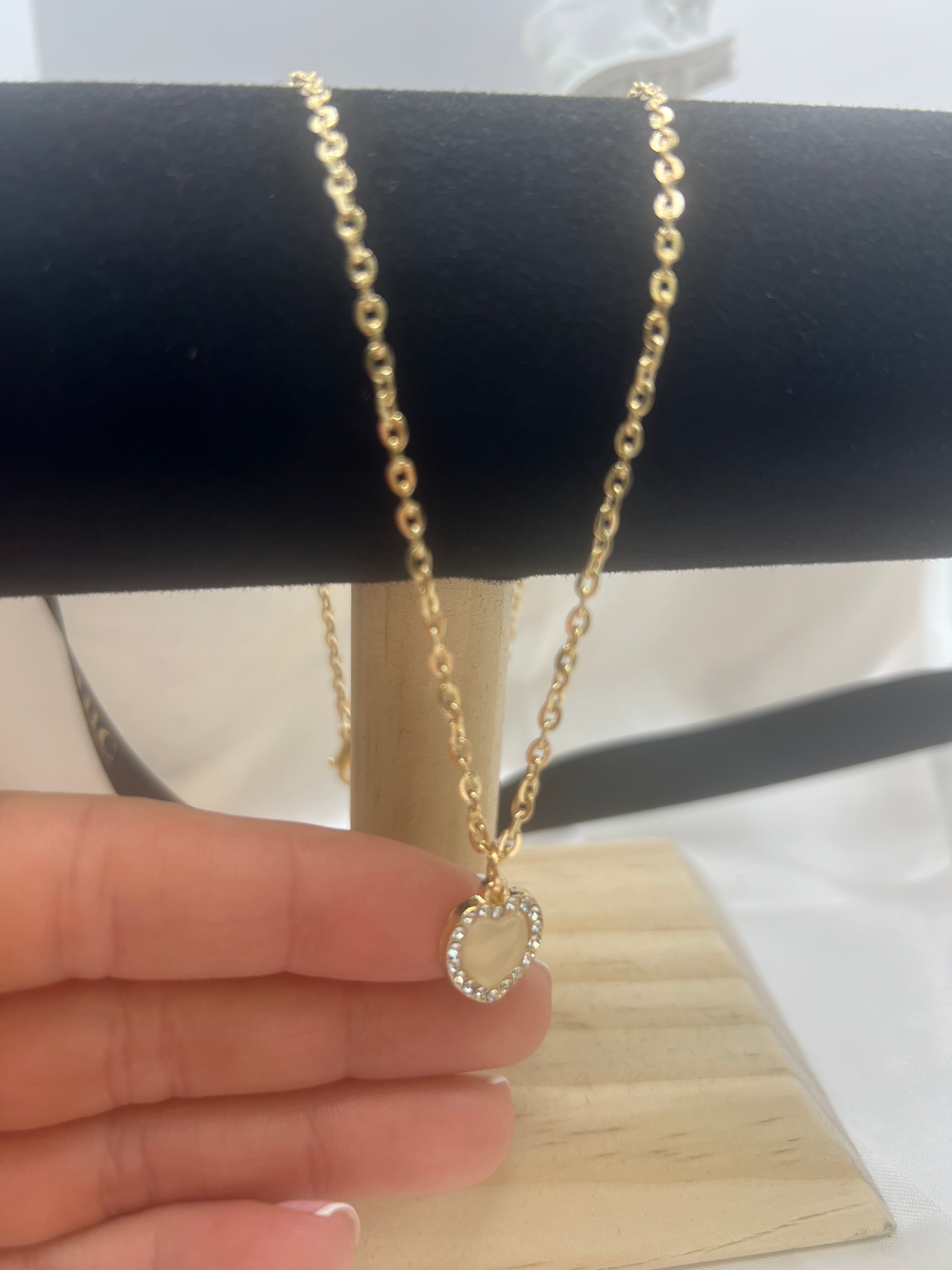 Beige Heart Glitter Necklace