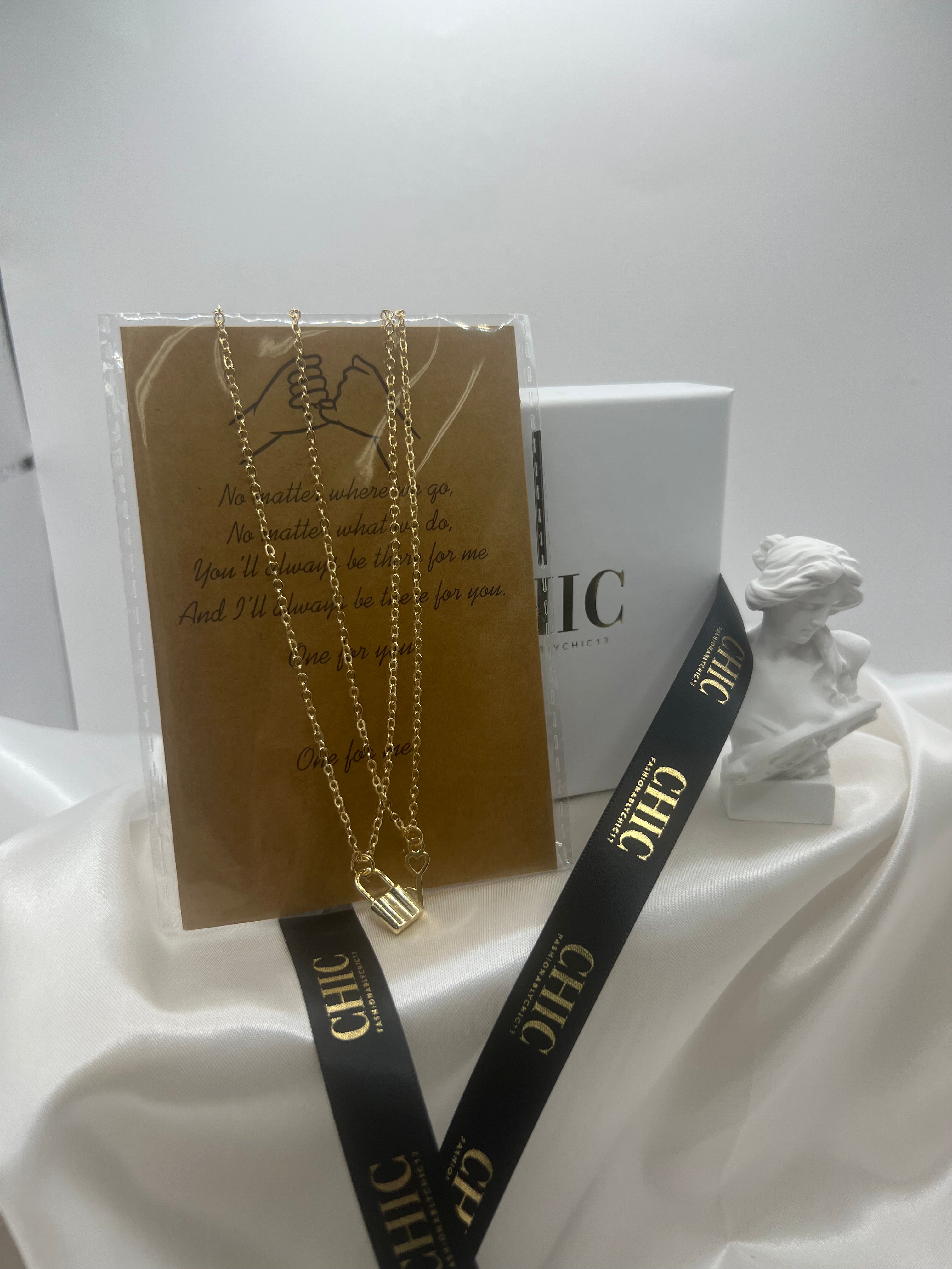 Friendship Necklaces Gold