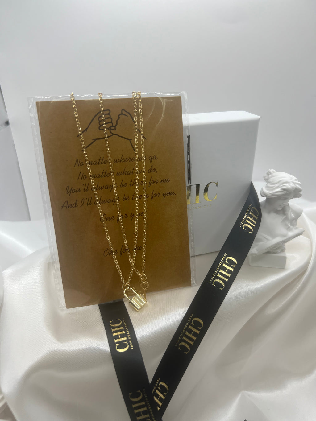Friendship Necklaces Gold