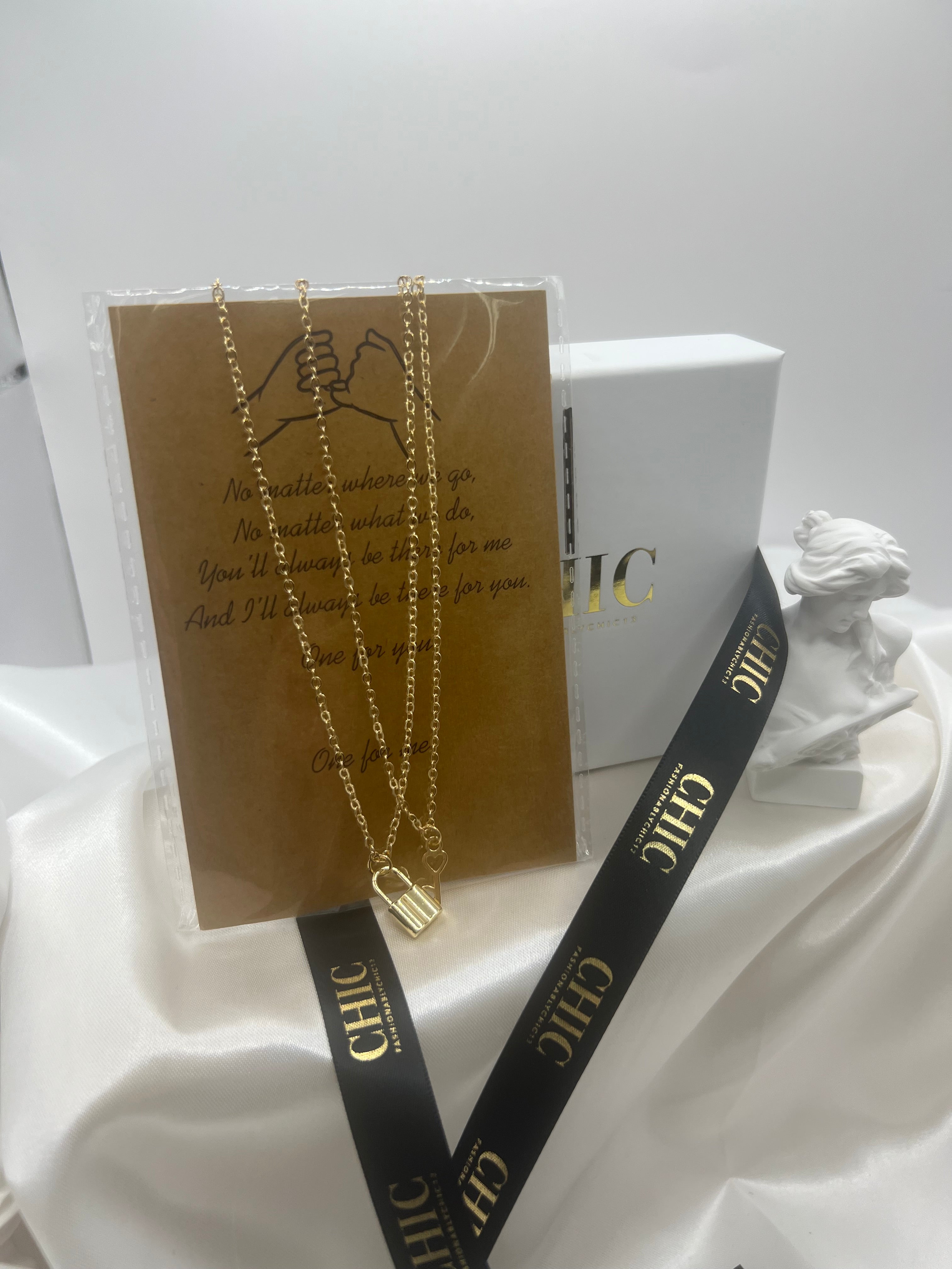 Friendship Necklaces Gold